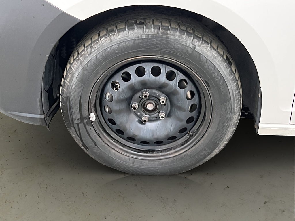 Vehicle Image 31