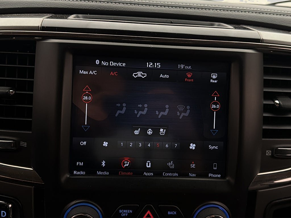 Vehicle Image 25