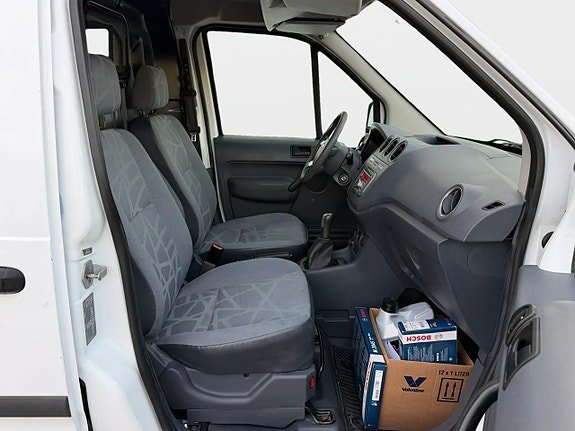 Vehicle Image 24