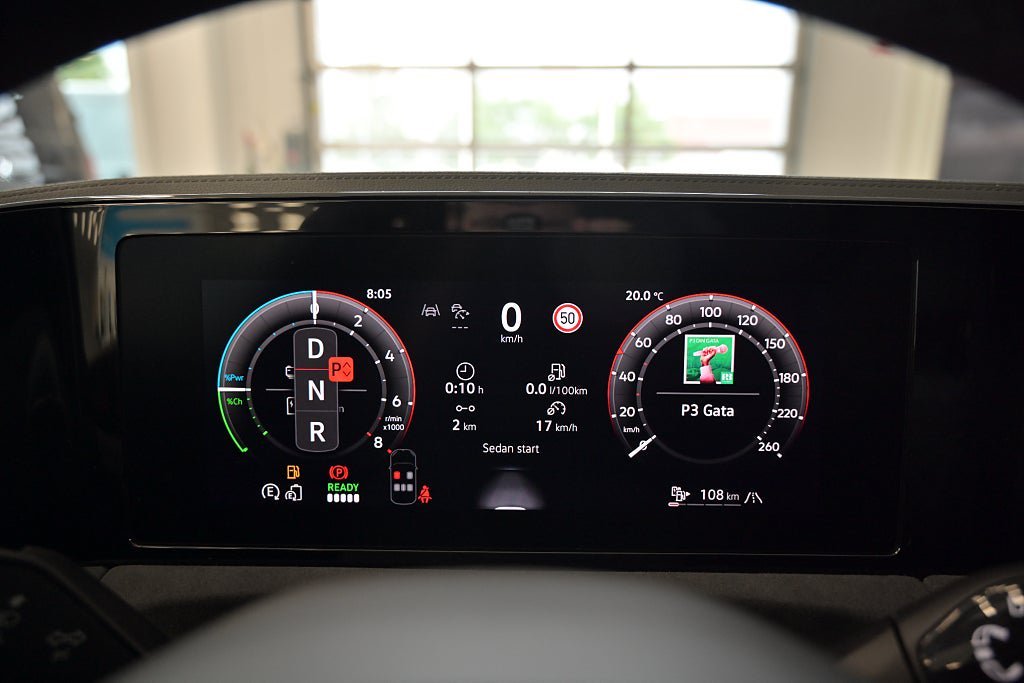 Vehicle Image 14