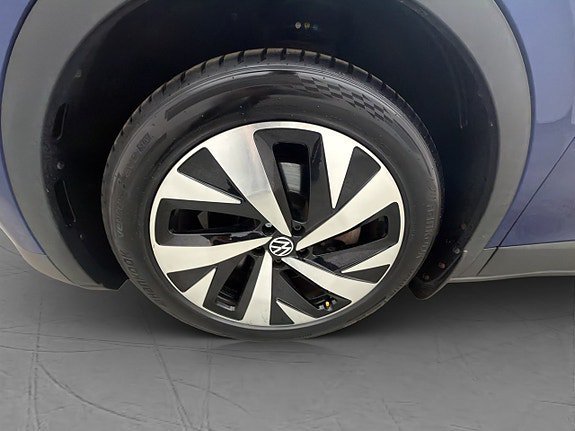 Vehicle Image 33