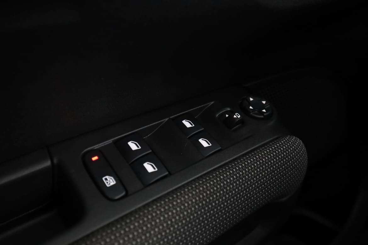 Vehicle Image 33
