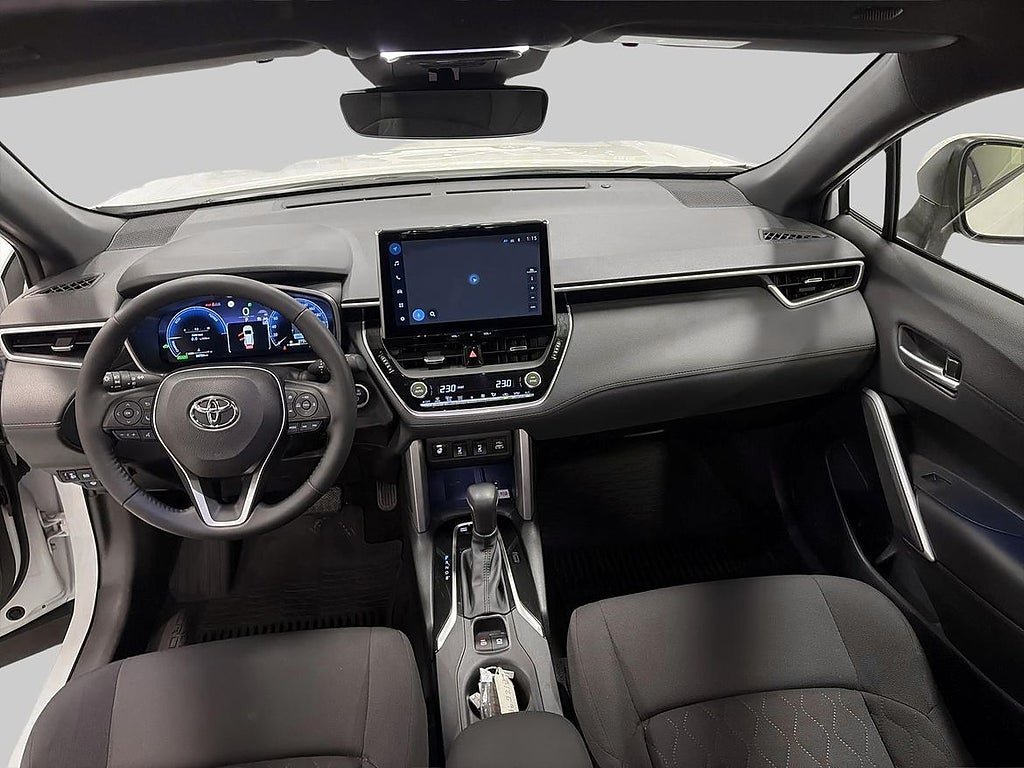Vehicle Image 12