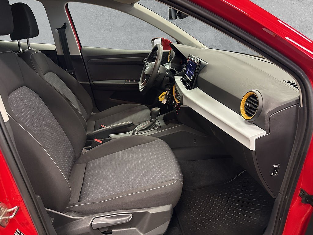 Vehicle Image 12