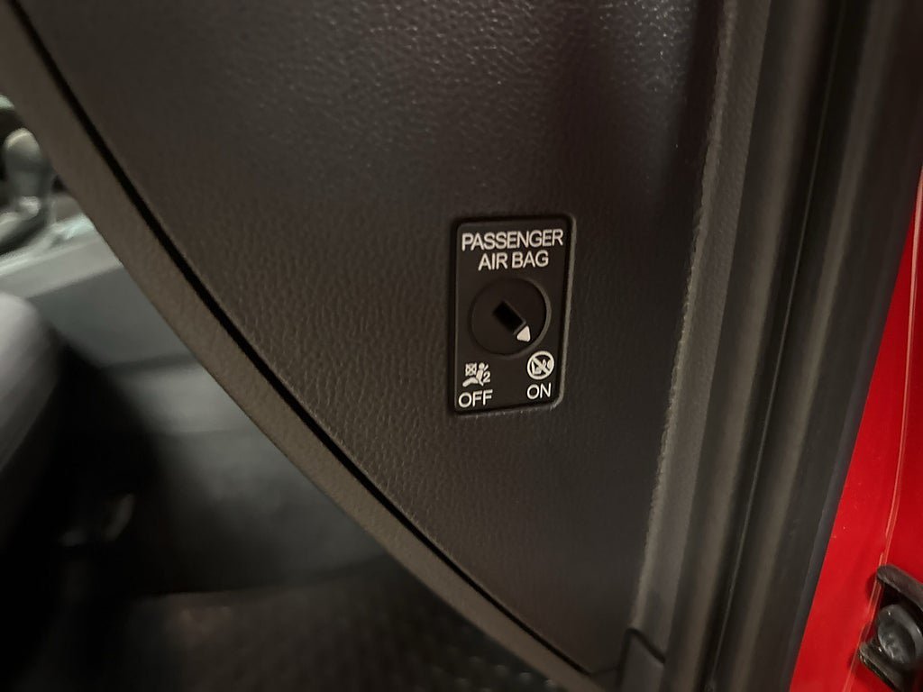 Vehicle Image 23