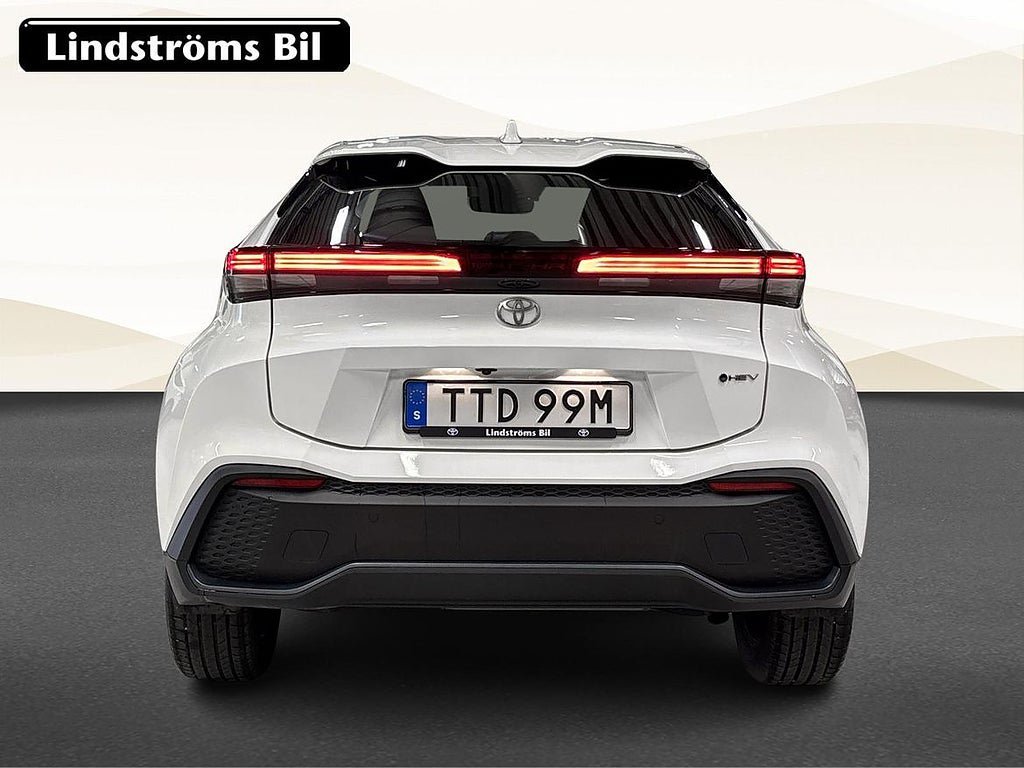 Vehicle Image 8