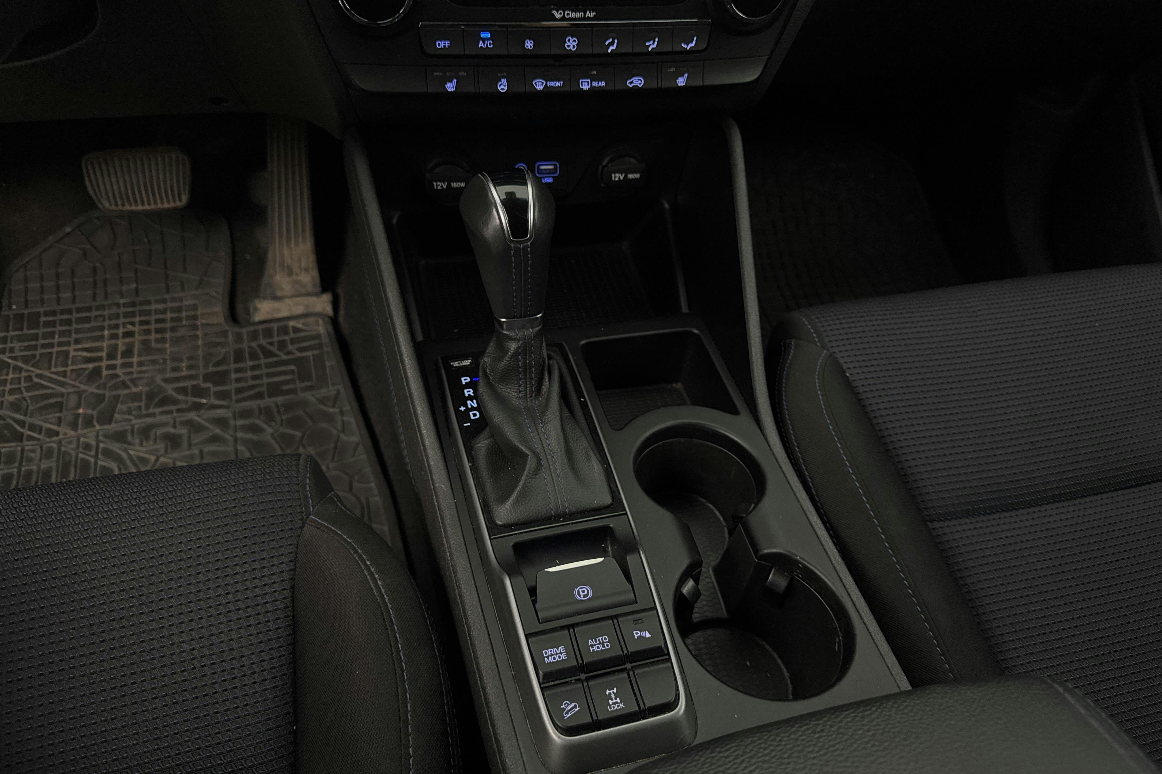 Vehicle Image 13