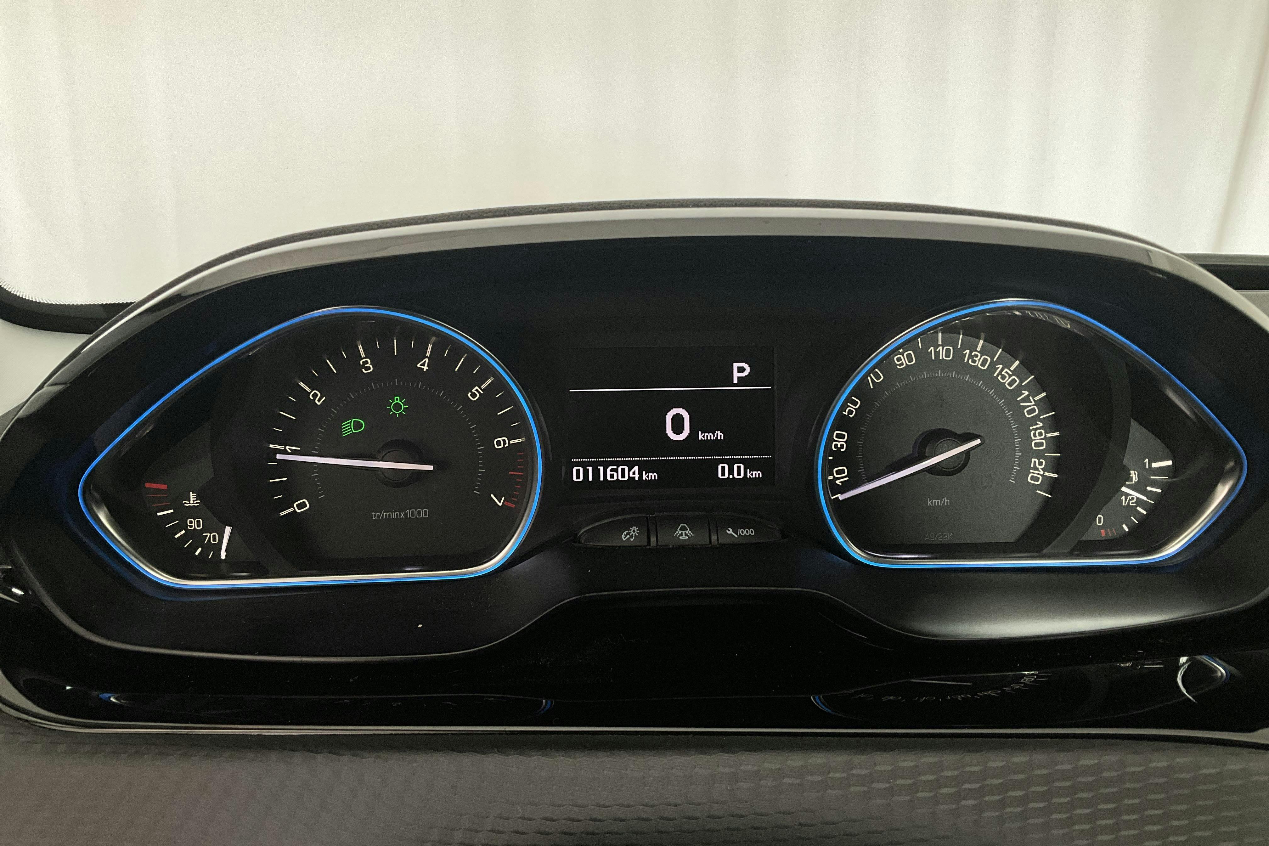 Vehicle Image 10