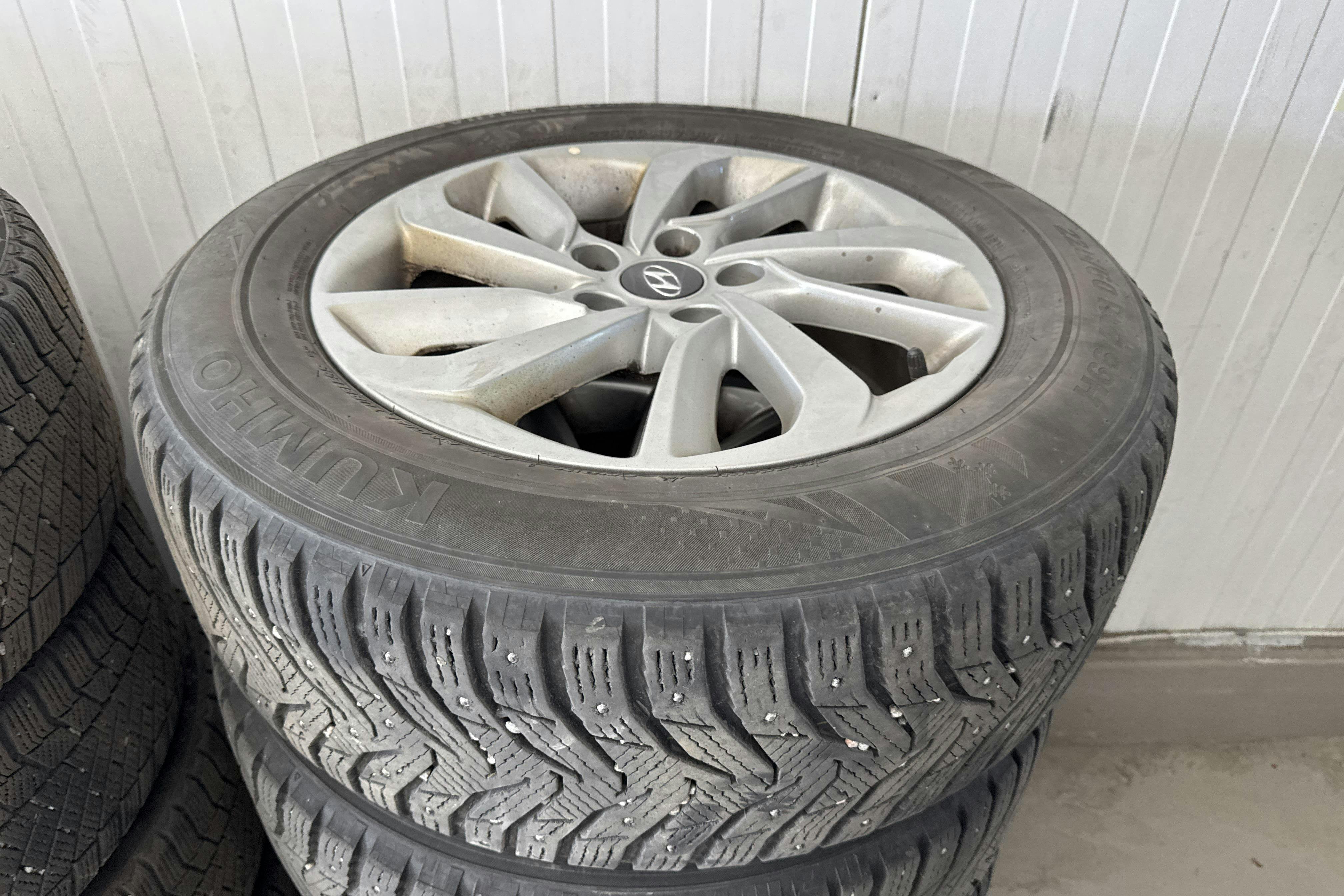 Vehicle Image 14