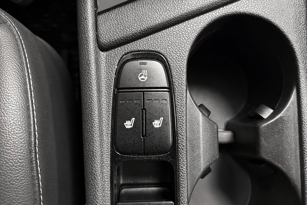 Vehicle Image 20