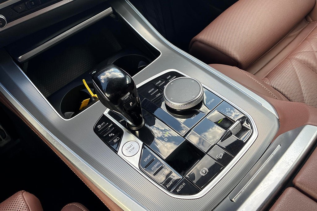 Vehicle Image 26