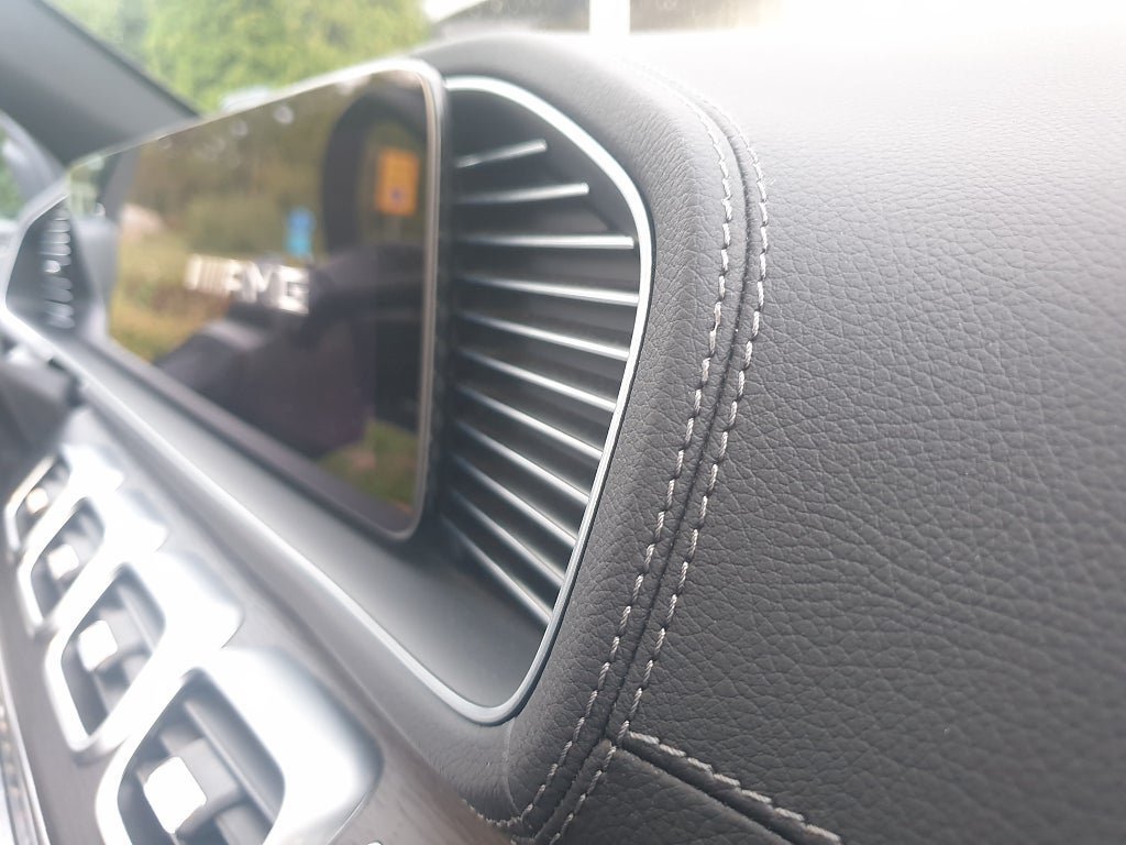 Vehicle Image 24
