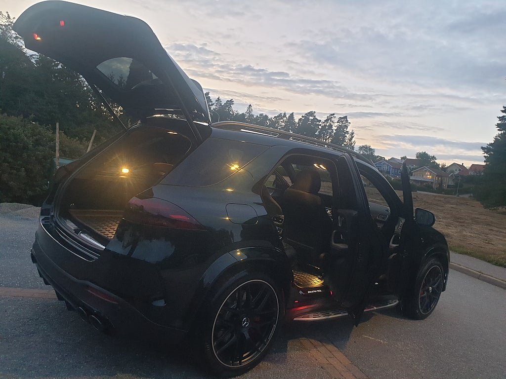 Vehicle Image 32