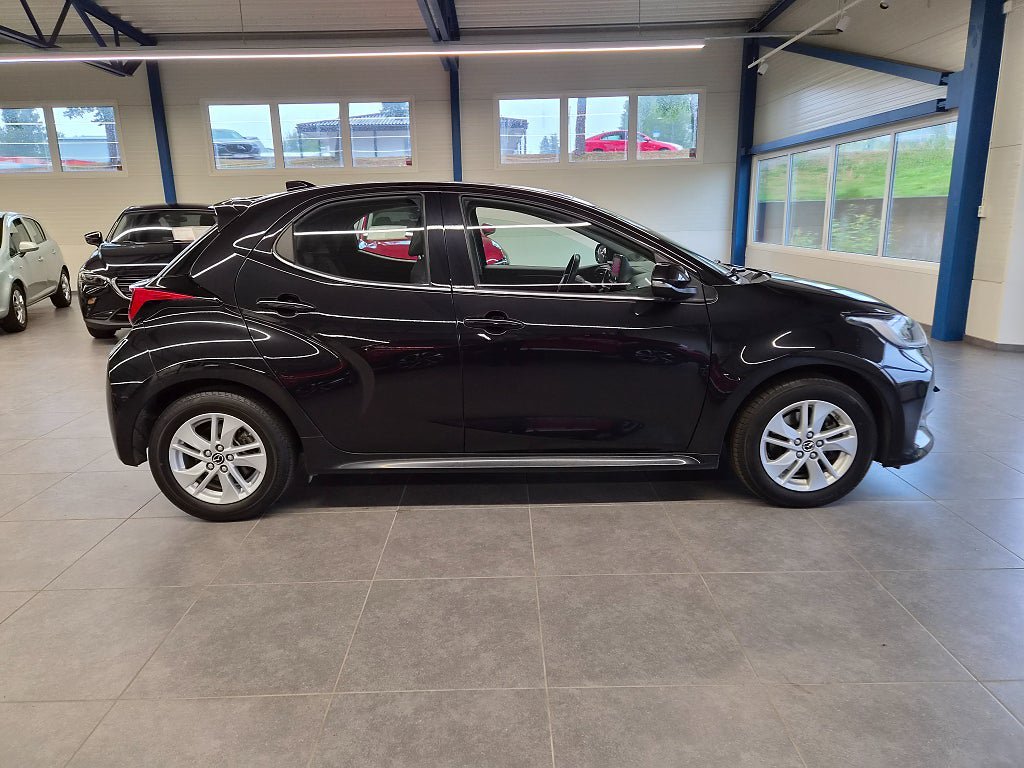 Vehicle Image 5