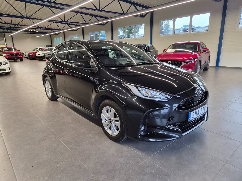 Vehicle Image 6