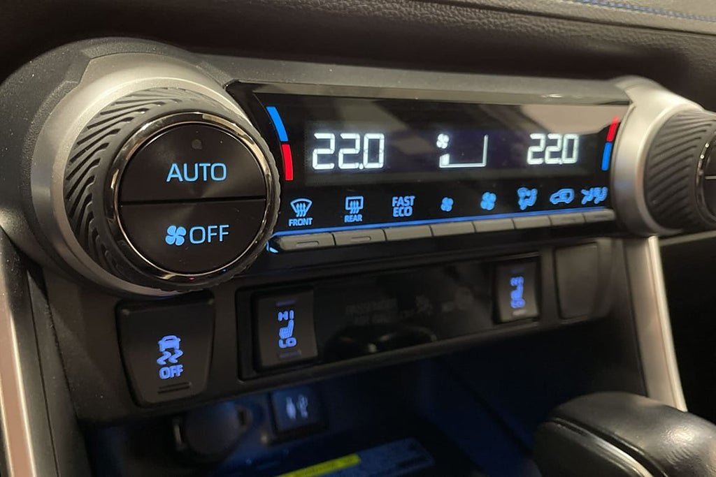 Vehicle Image 21