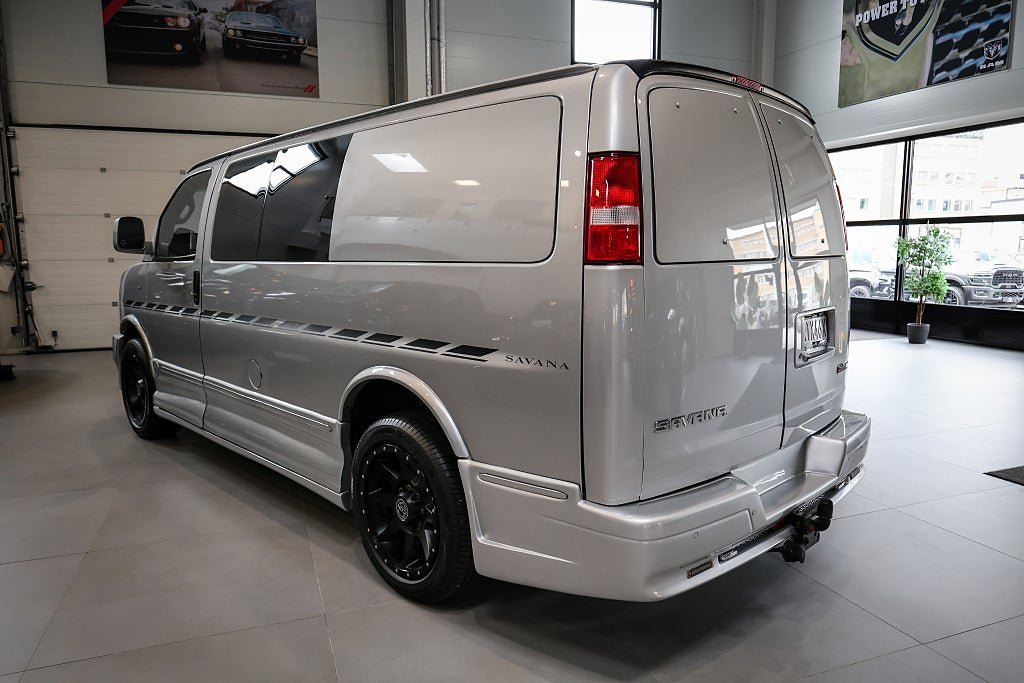Vehicle Image 6