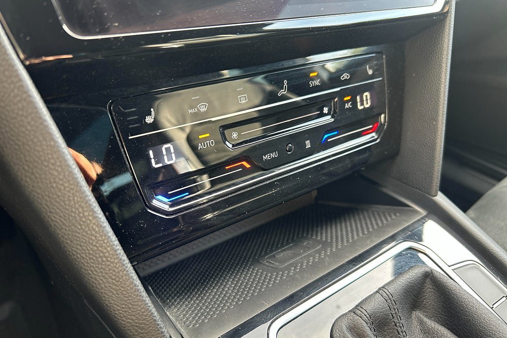 Vehicle Image 26