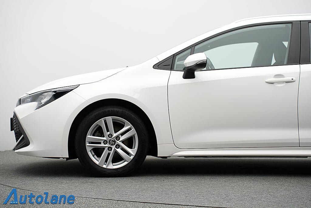 Vehicle Image 10