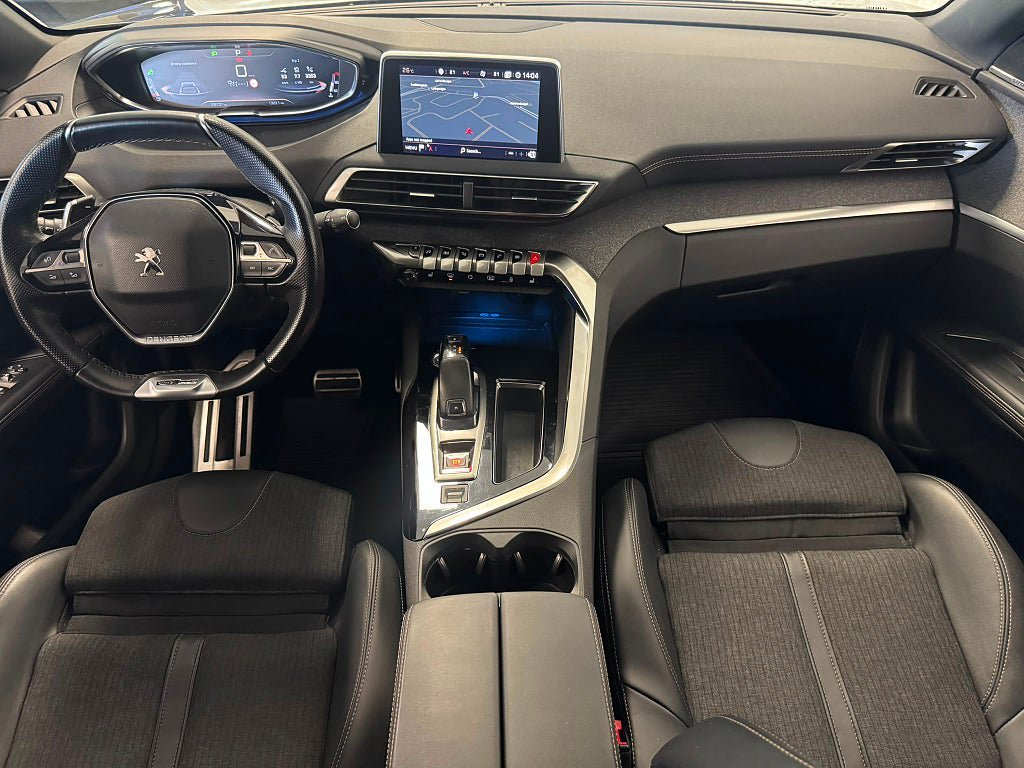 Vehicle Image 26