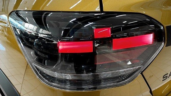 Vehicle Image 11
