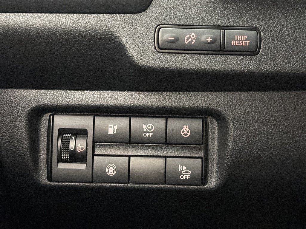 Vehicle Image 26