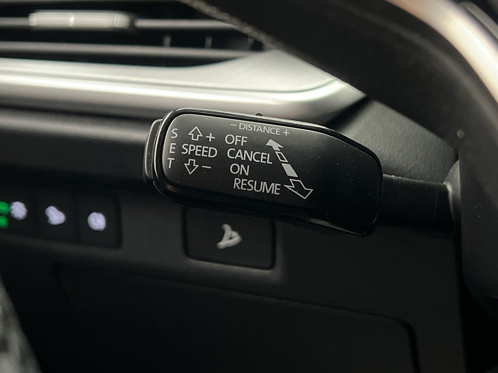 Vehicle Image 33