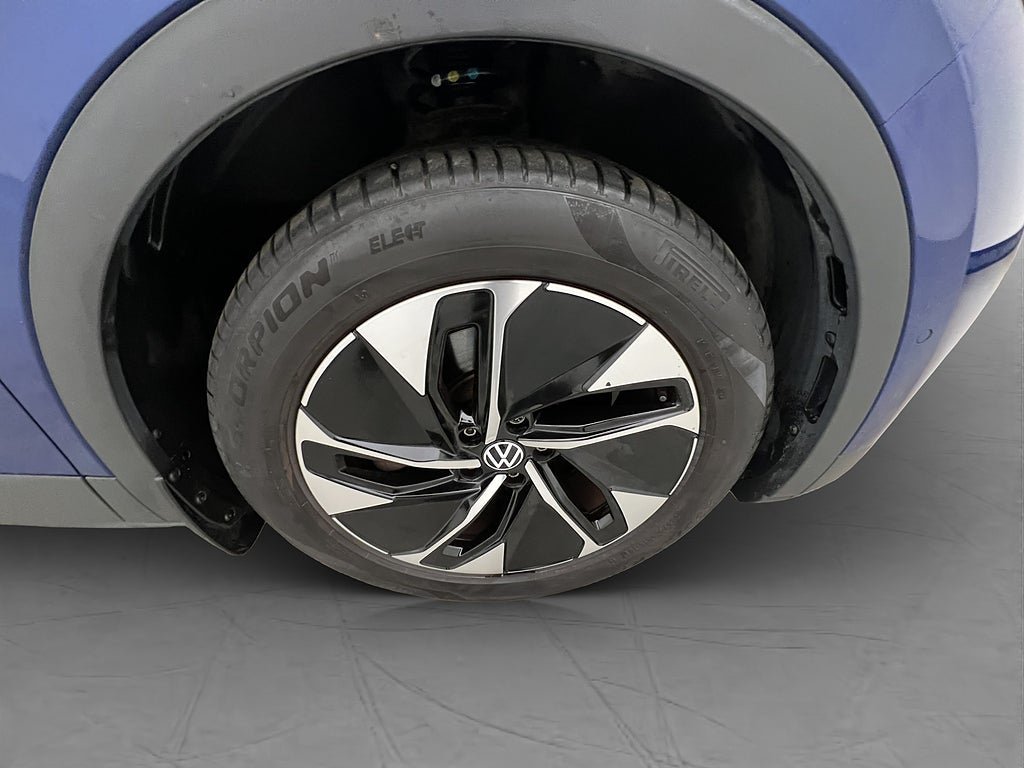 Vehicle Image 35