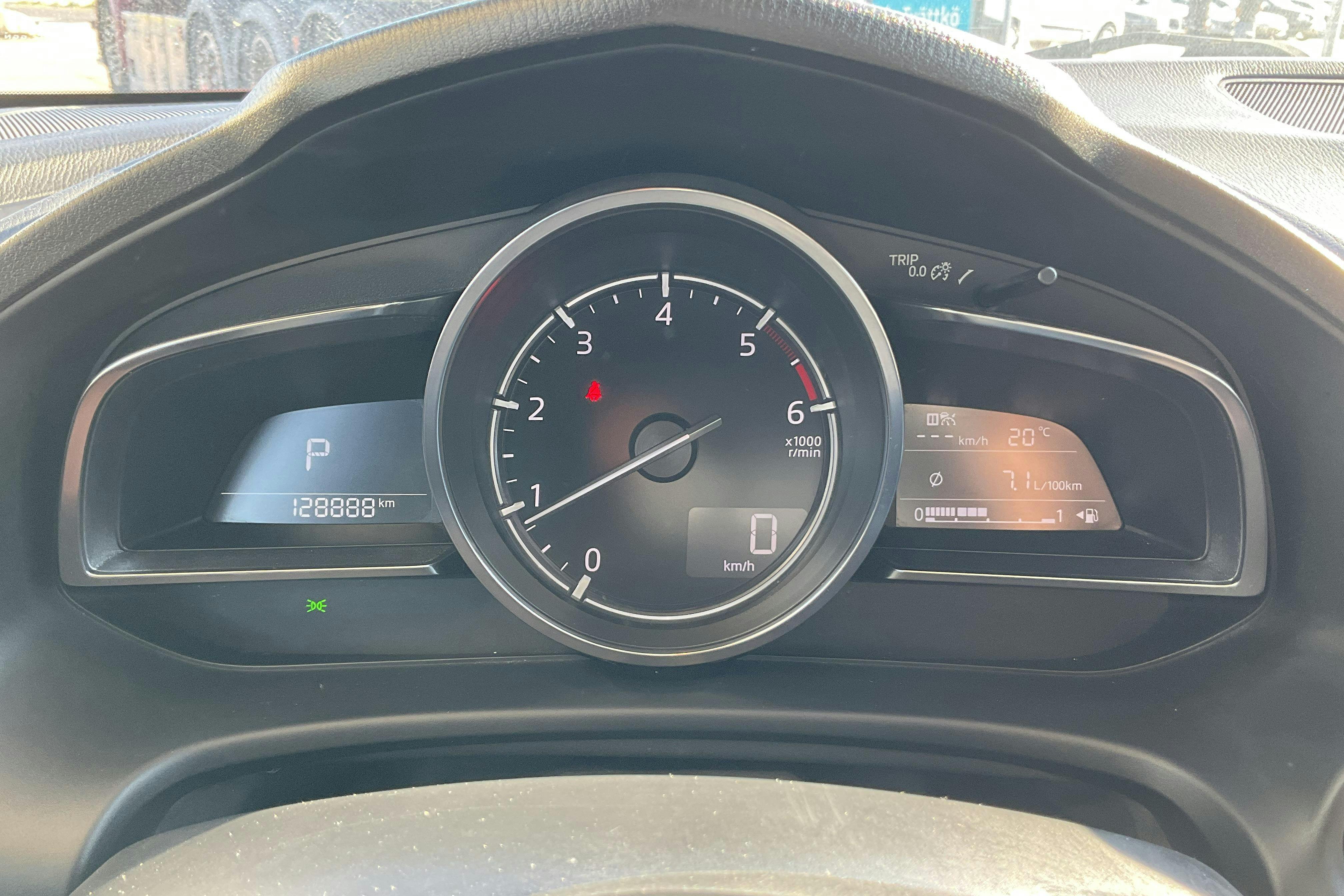 Vehicle Image 10