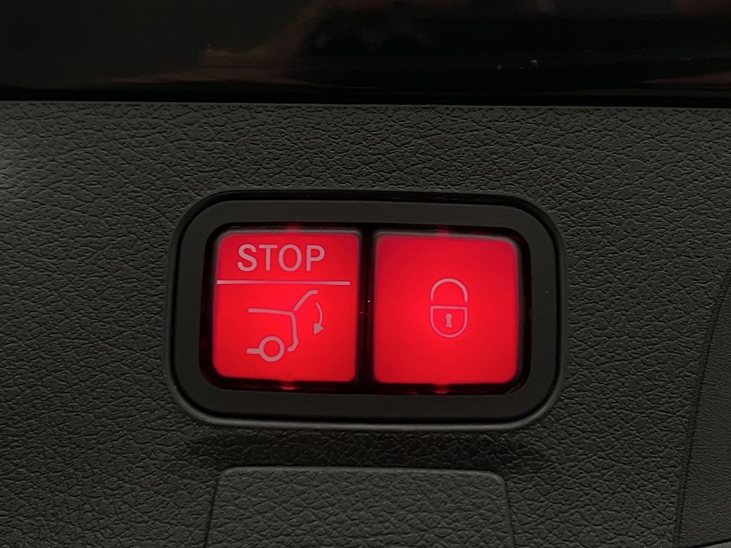 Vehicle Image 33