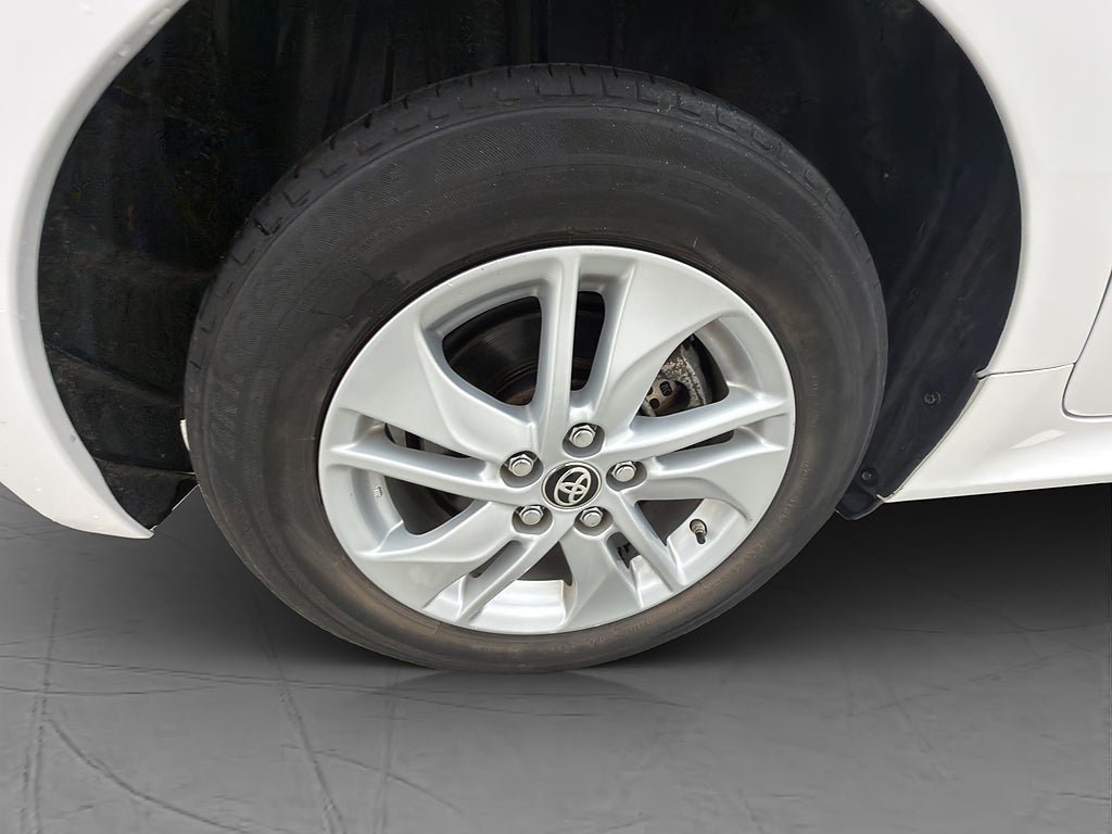 Vehicle Image 31