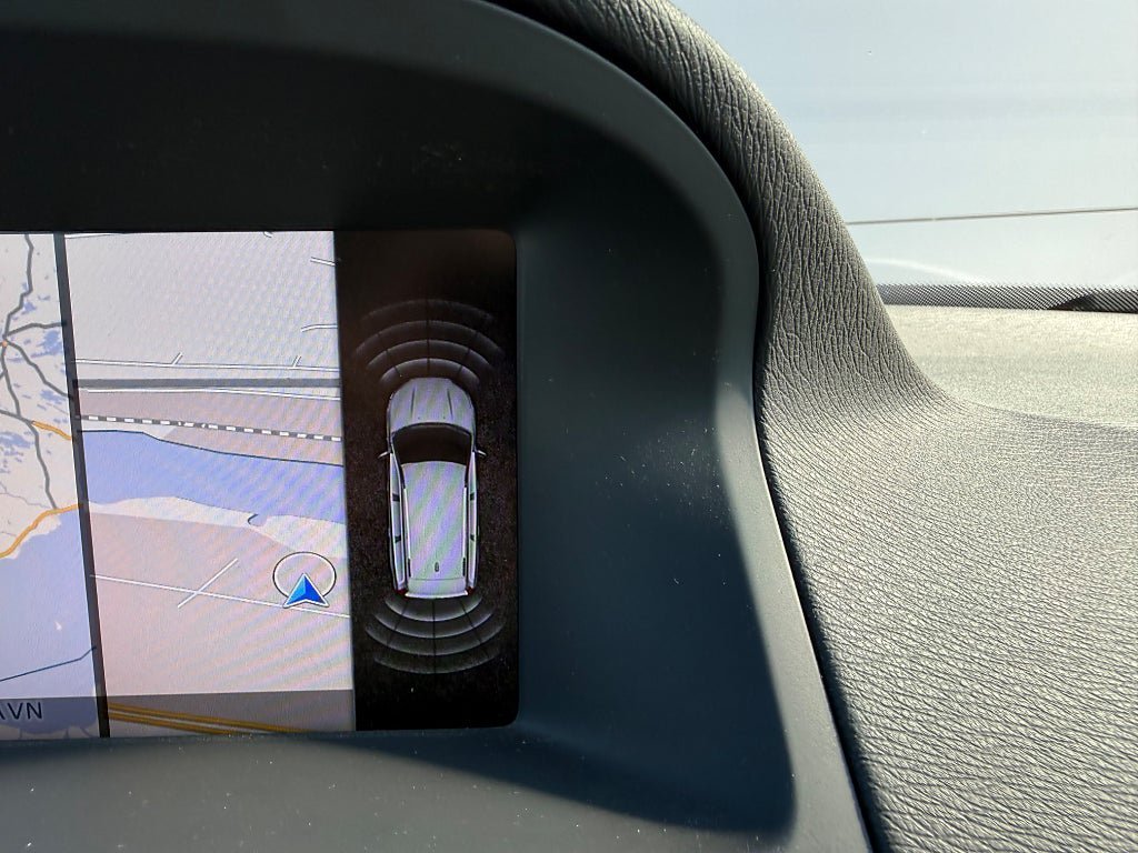 Vehicle Image 14