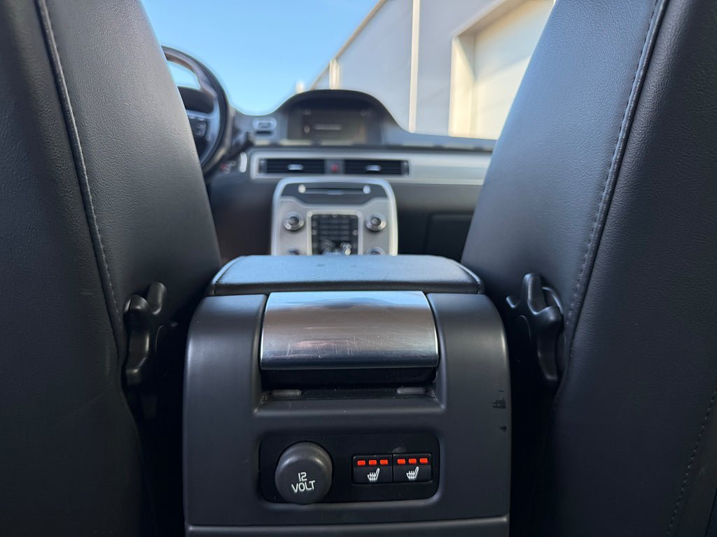 Vehicle Image 17