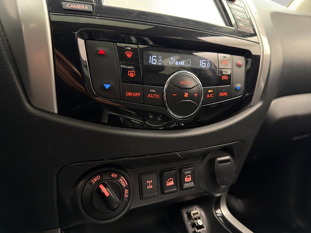 Vehicle Image 27