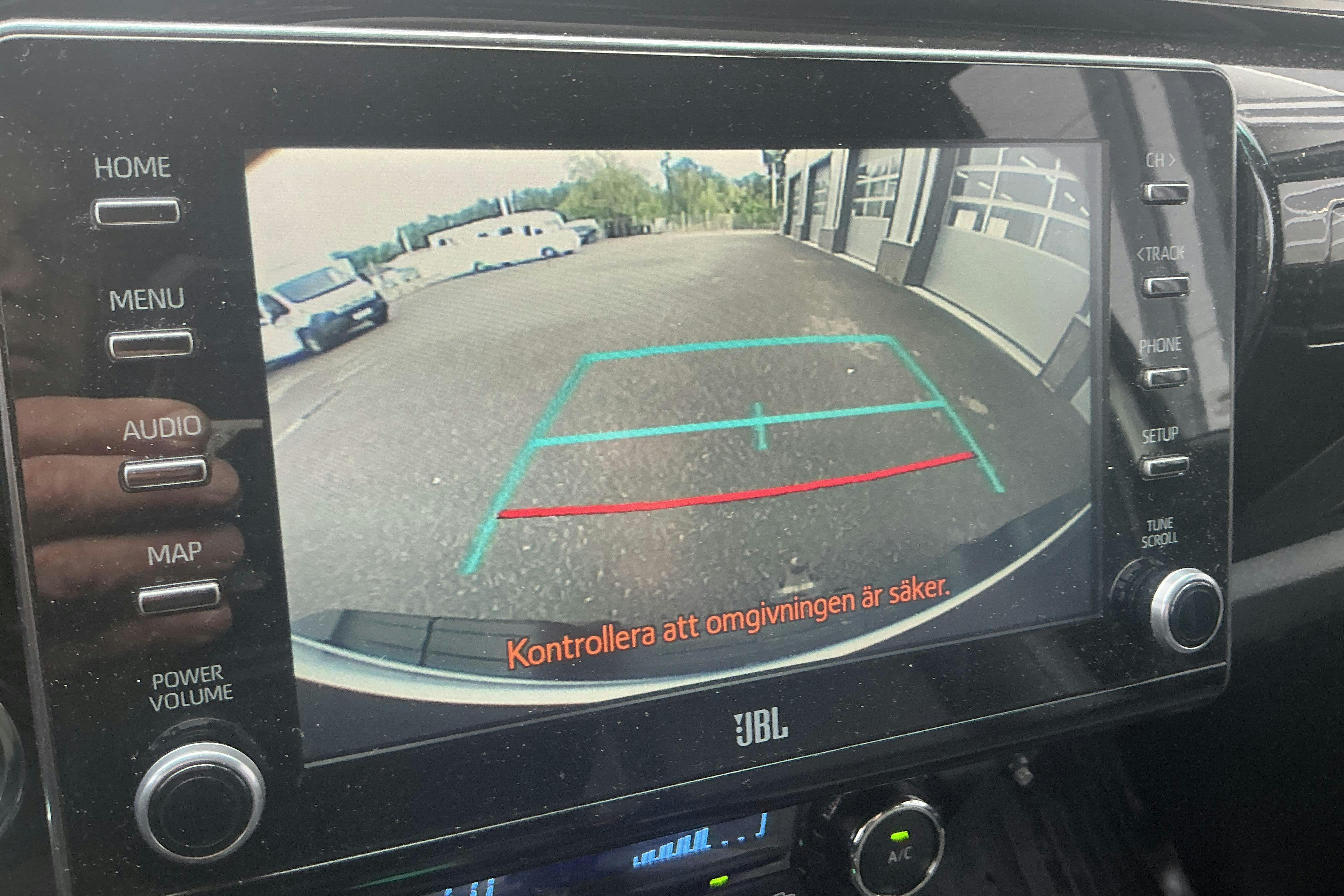 Vehicle Image 13