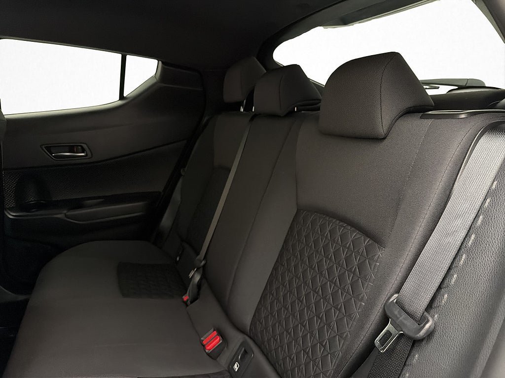Vehicle Image 30