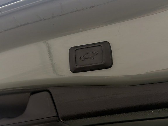Vehicle Image 27