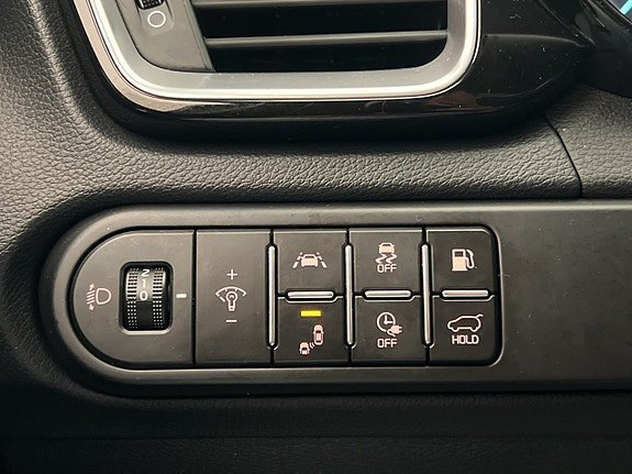 Vehicle Image 29