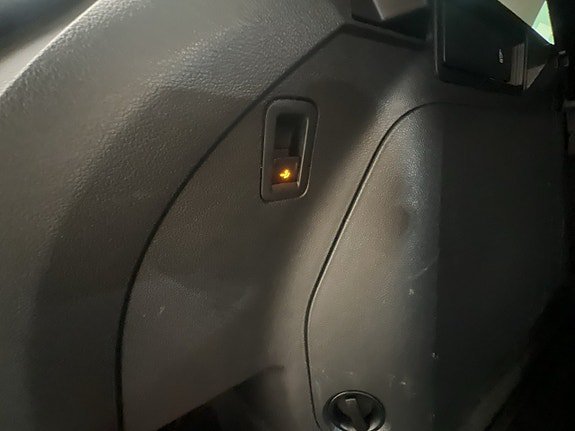 Vehicle Image 33