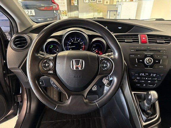 Vehicle Image 13