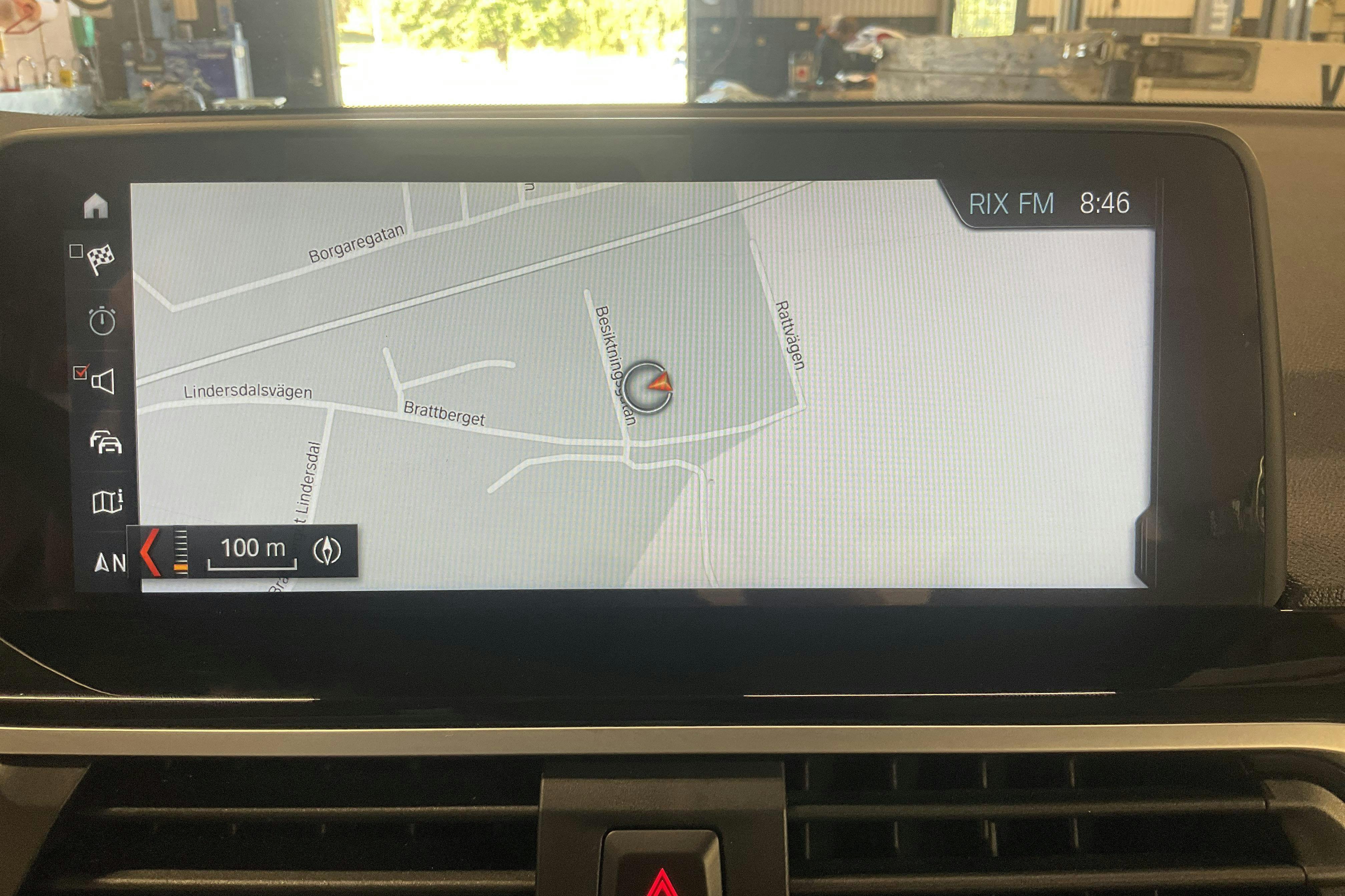 Vehicle Image 11