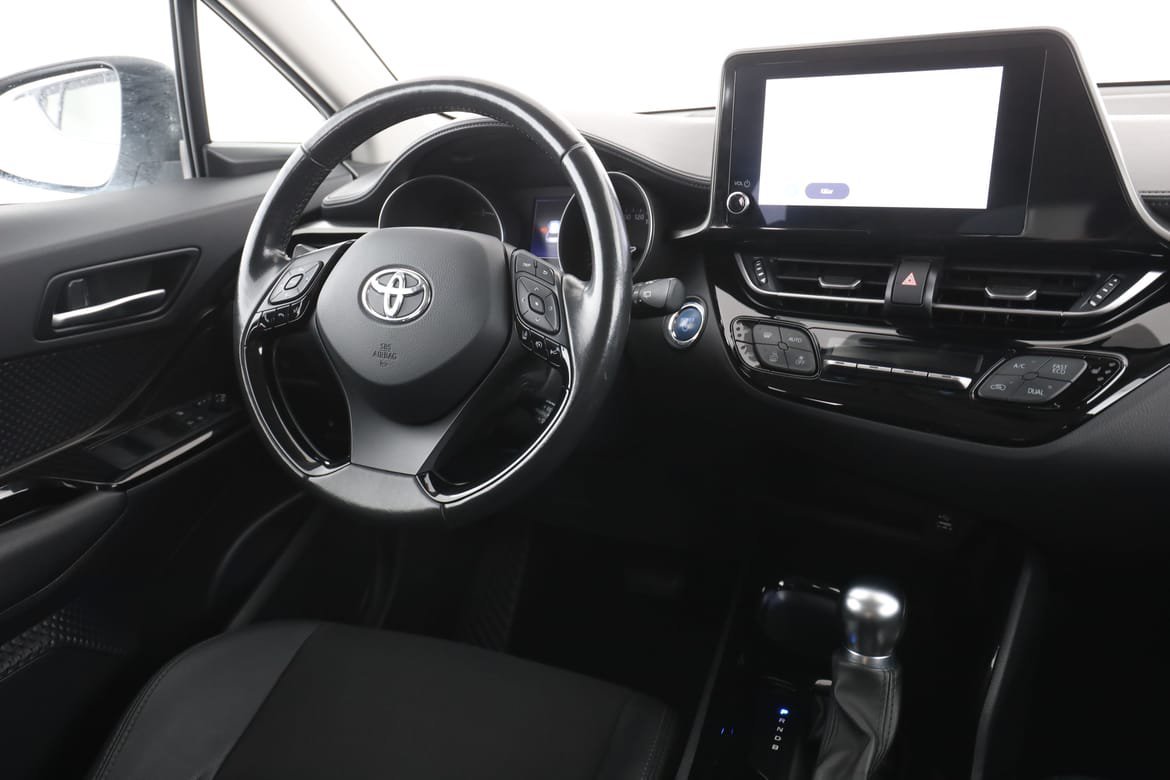Vehicle Image 14