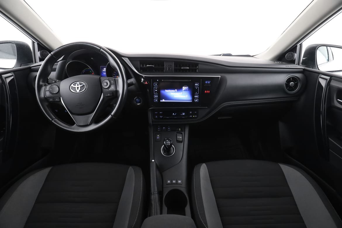 Vehicle Image 13