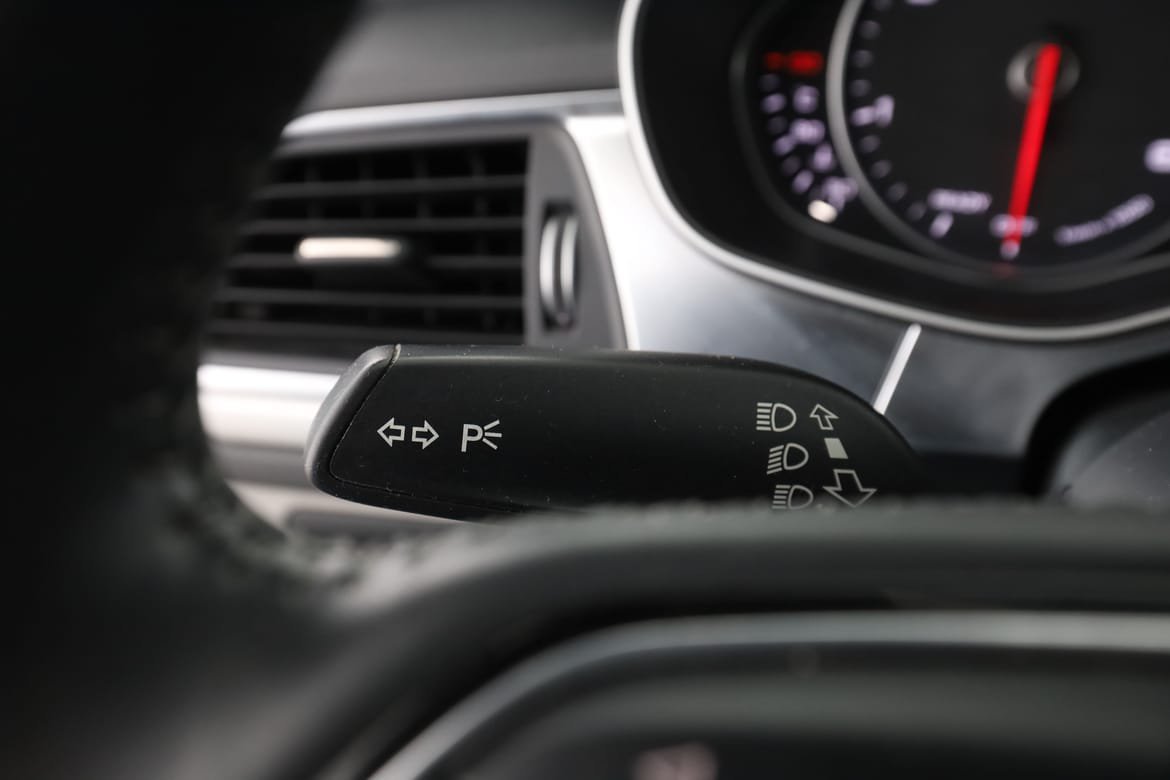 Vehicle Image 34