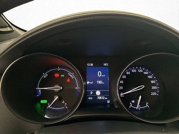 Vehicle Image 13