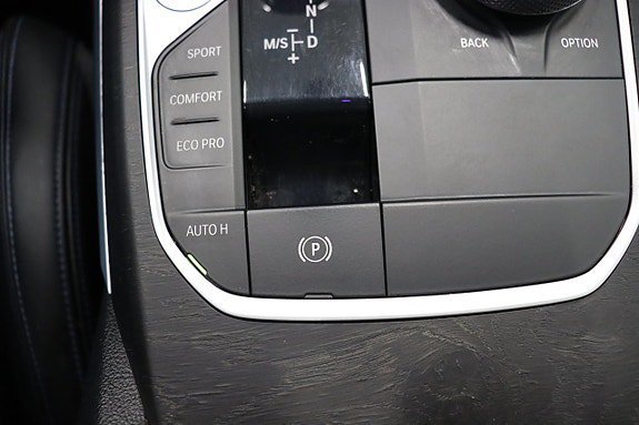 Vehicle Image 29