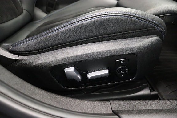 Vehicle Image 34