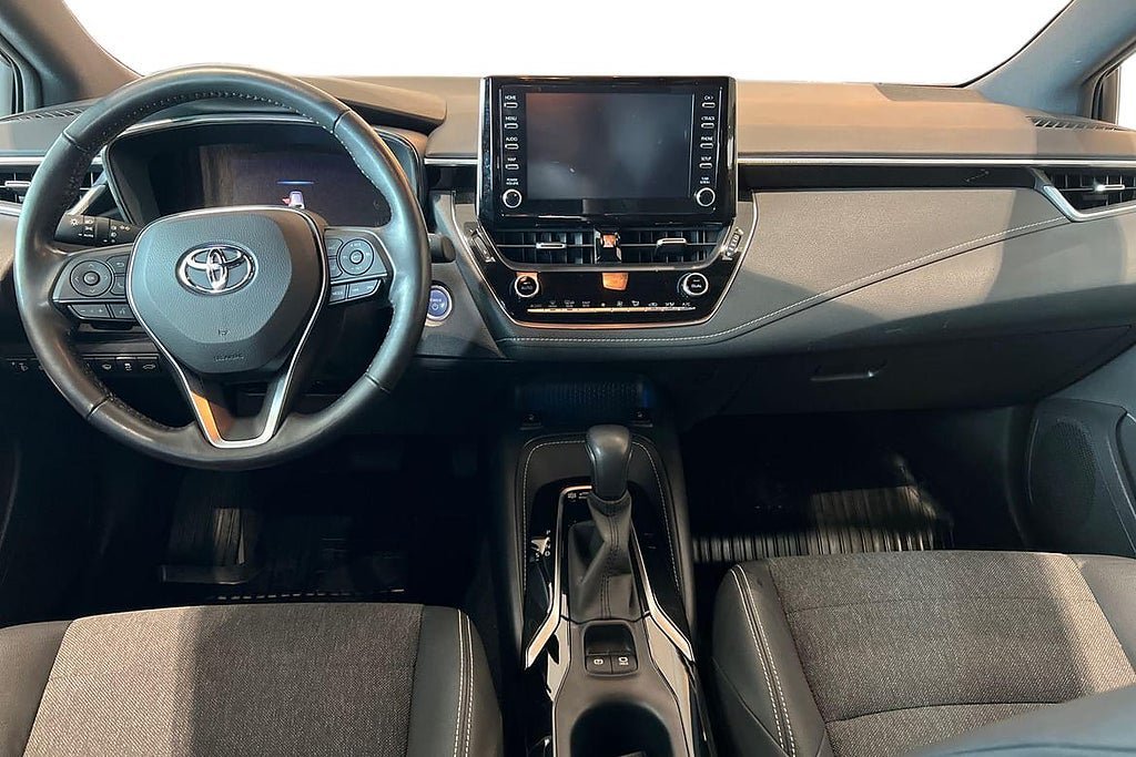 Vehicle Image 10