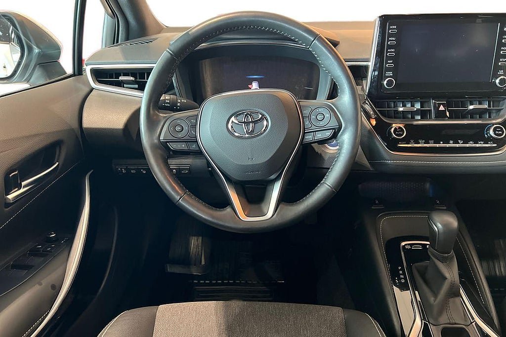 Vehicle Image 11