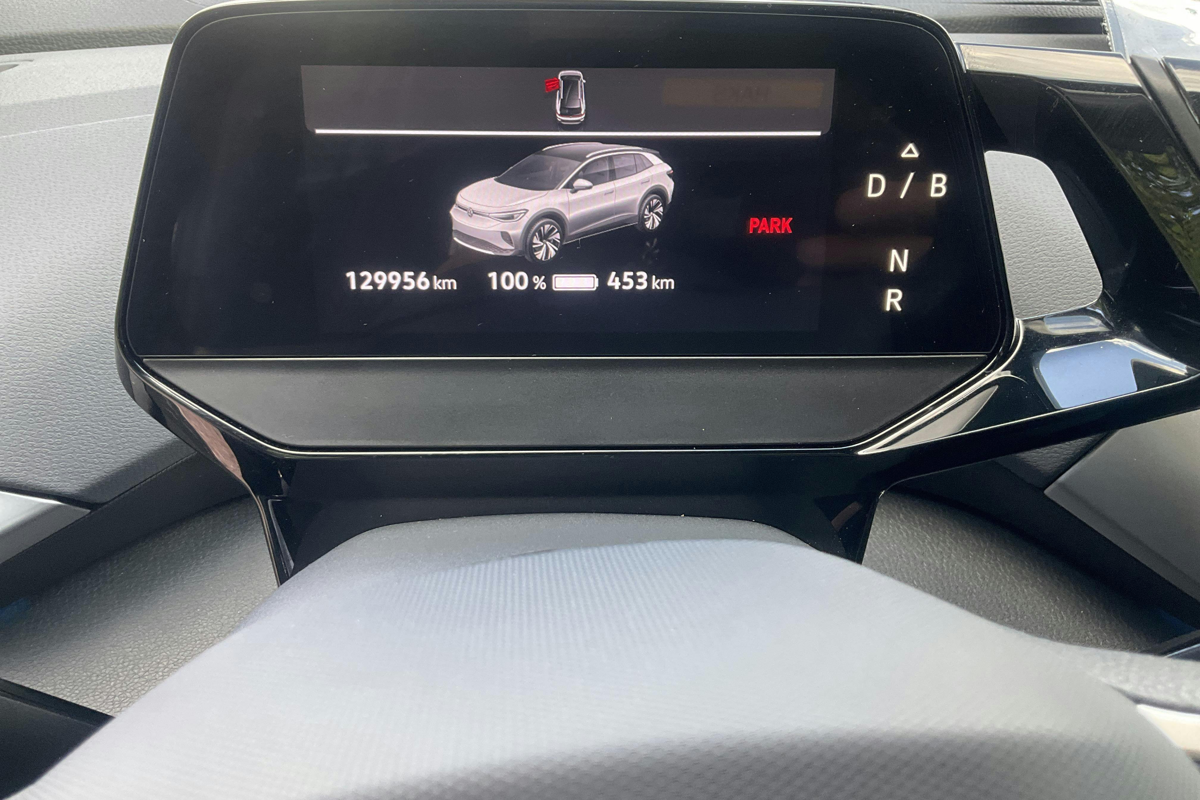 Vehicle Image 10